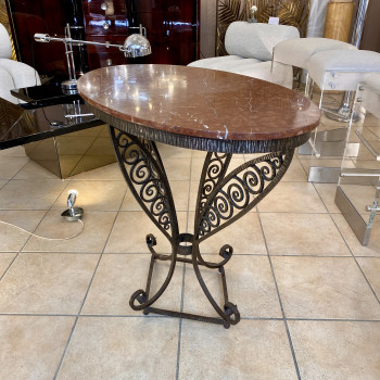 Petite console ovale en fer...