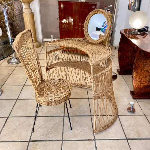 Coiffeuse en osier de Louis Sognot...